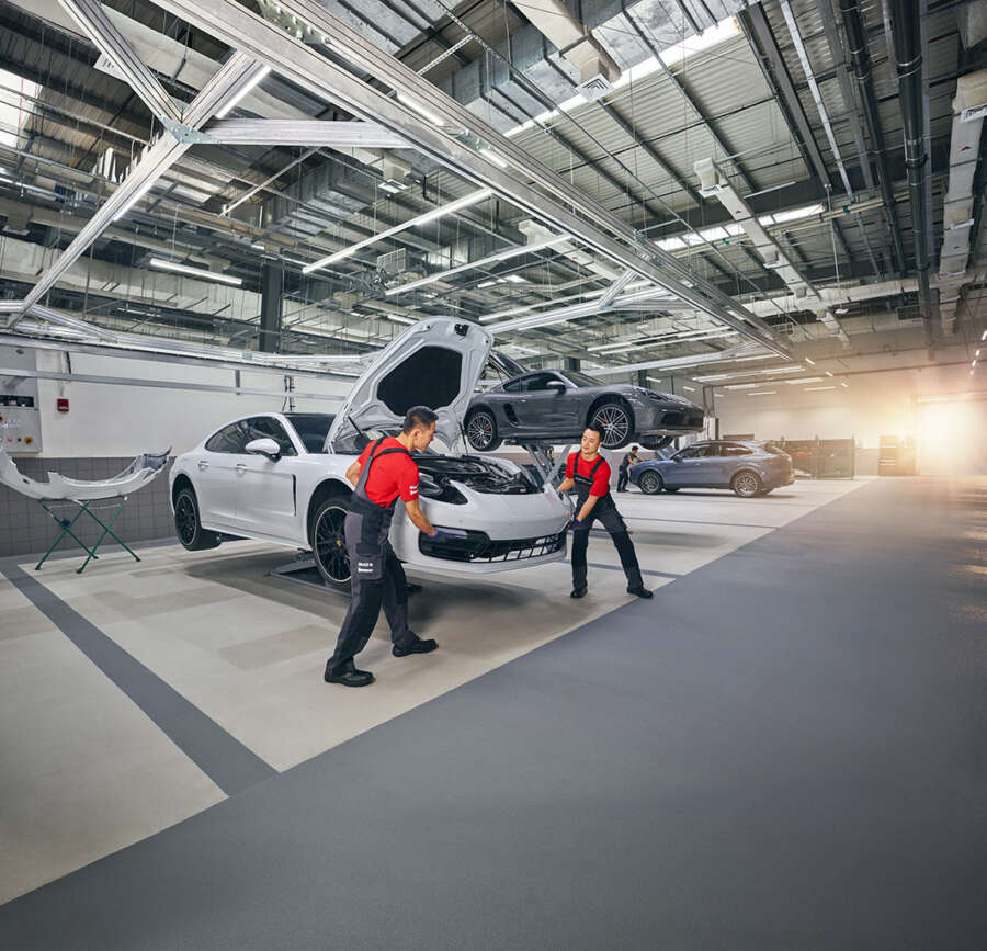 chinese_stripping1_porsche_lwbr_87729_final_v4-copy