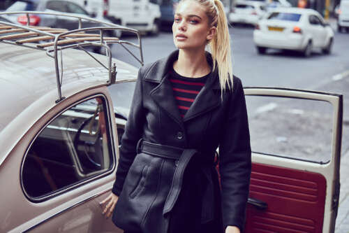 look_5_women_single_326