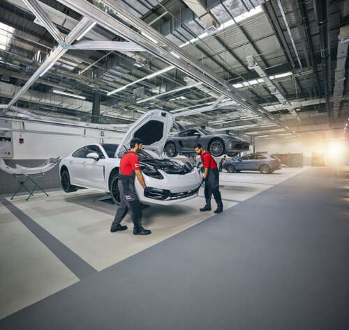 me_stripping1_porsche_lwbr_87729_final_v2